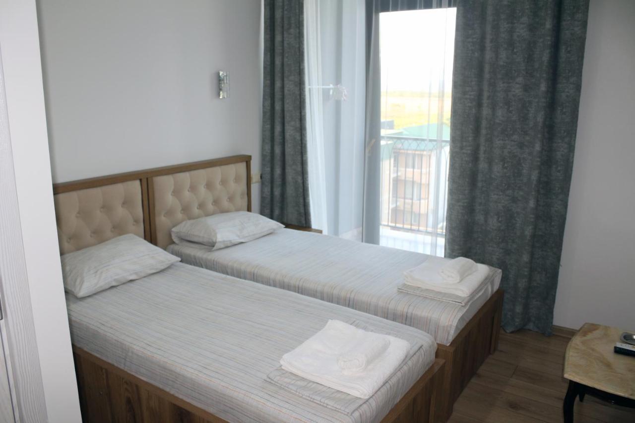 Cozy House Hotell Kobuleti Exteriör bild