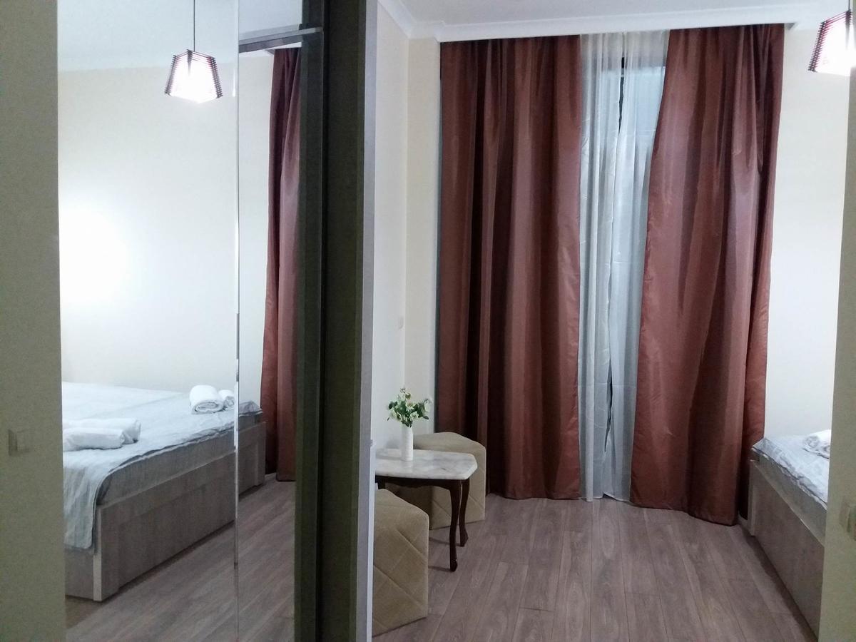 Cozy House Hotell Kobuleti Exteriör bild