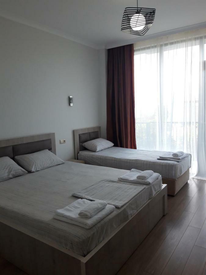 Cozy House Hotell Kobuleti Exteriör bild